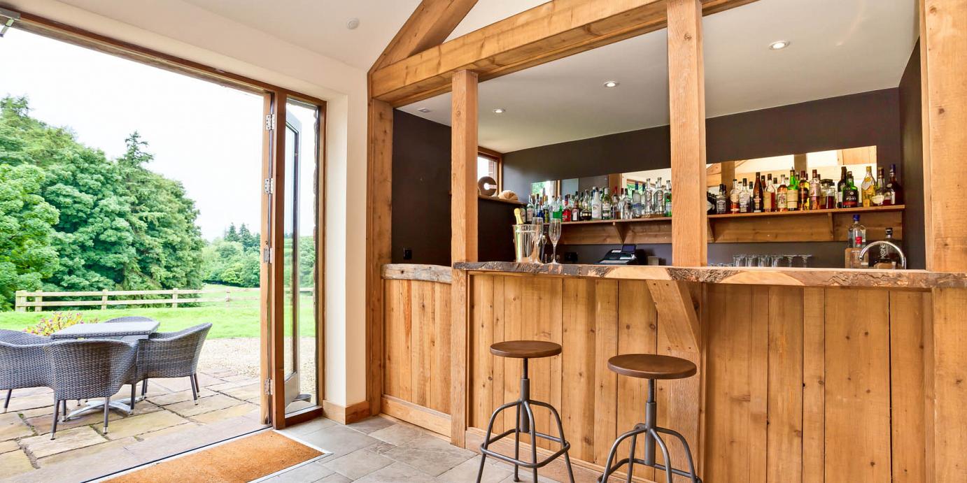 Guests' Bar
